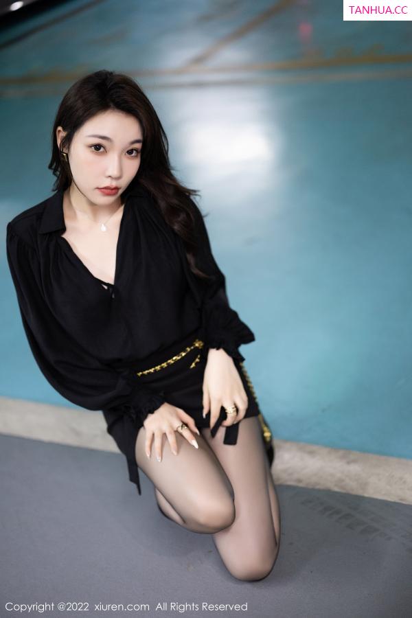 陈芝 芝芝Booty [XiuRen]高清写真图 2022.12.22 No.6033 徐莉芝Booty 黑丝美腿第9张图片